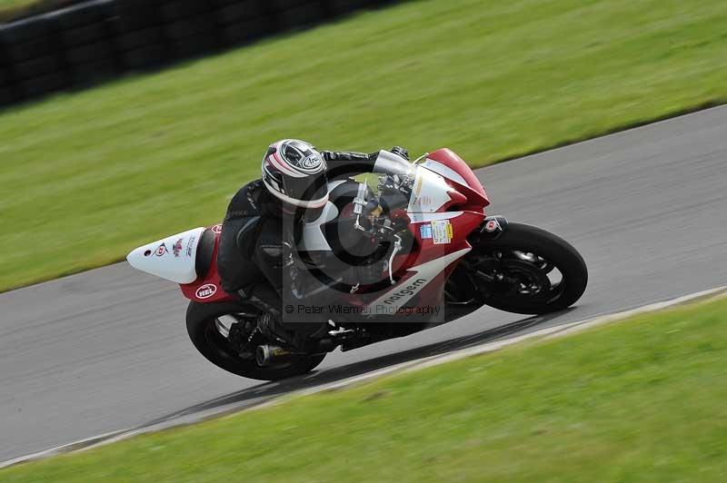 Motorcycle action photographs;anglesey circuit;anglesey trackday photographs;event digital images;eventdigitalimages;no limits trackday;oulton park circuit cheshire;peter wileman photography;trackday;trackday digital images;trackday photos;ty croes circuit wales