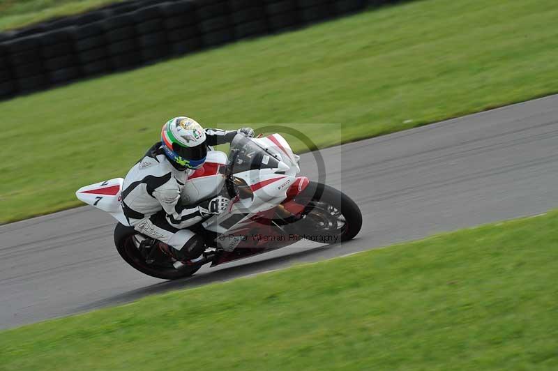 Motorcycle action photographs;anglesey circuit;anglesey trackday photographs;event digital images;eventdigitalimages;no limits trackday;oulton park circuit cheshire;peter wileman photography;trackday;trackday digital images;trackday photos;ty croes circuit wales