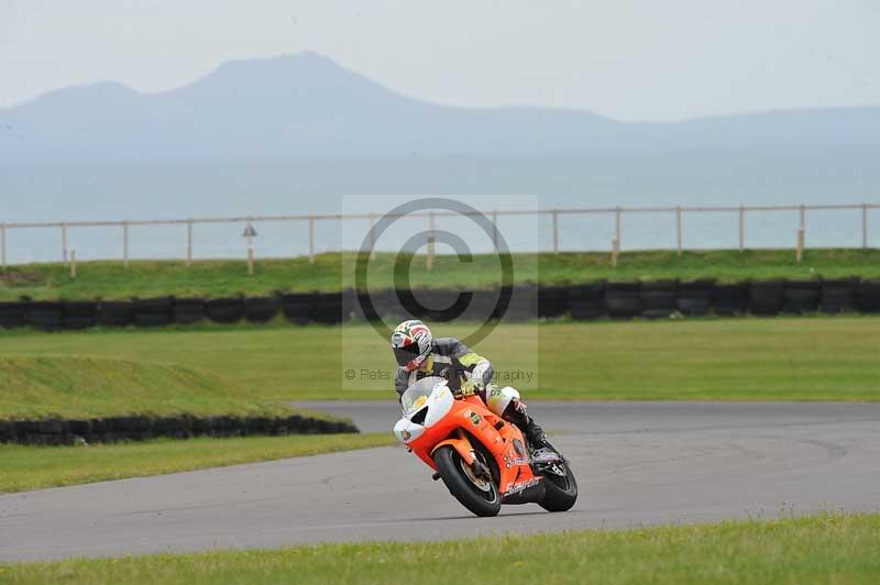 Motorcycle action photographs;anglesey circuit;anglesey trackday photographs;event digital images;eventdigitalimages;no limits trackday;oulton park circuit cheshire;peter wileman photography;trackday;trackday digital images;trackday photos;ty croes circuit wales