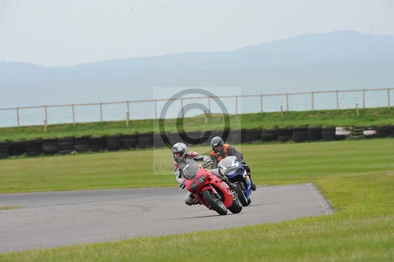 Motorcycle action photographs;anglesey circuit;anglesey trackday photographs;event digital images;eventdigitalimages;no limits trackday;oulton park circuit cheshire;peter wileman photography;trackday;trackday digital images;trackday photos;ty croes circuit wales