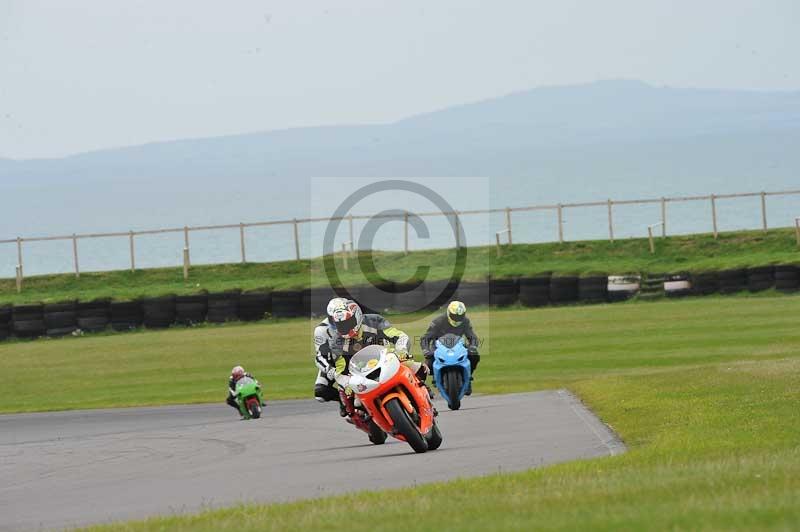 Motorcycle action photographs;anglesey circuit;anglesey trackday photographs;event digital images;eventdigitalimages;no limits trackday;oulton park circuit cheshire;peter wileman photography;trackday;trackday digital images;trackday photos;ty croes circuit wales