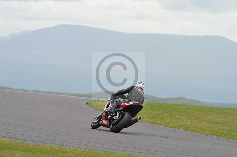 Motorcycle action photographs;anglesey circuit;anglesey trackday photographs;event digital images;eventdigitalimages;no limits trackday;oulton park circuit cheshire;peter wileman photography;trackday;trackday digital images;trackday photos;ty croes circuit wales