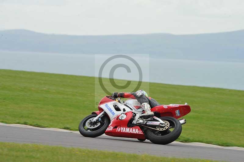 Motorcycle action photographs;anglesey circuit;anglesey trackday photographs;event digital images;eventdigitalimages;no limits trackday;oulton park circuit cheshire;peter wileman photography;trackday;trackday digital images;trackday photos;ty croes circuit wales