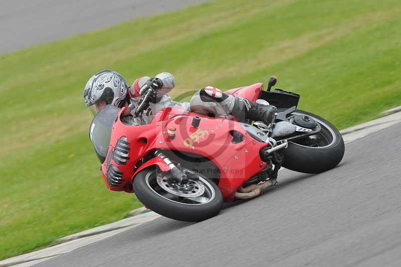 Motorcycle action photographs;anglesey circuit;anglesey trackday photographs;event digital images;eventdigitalimages;no limits trackday;oulton park circuit cheshire;peter wileman photography;trackday;trackday digital images;trackday photos;ty croes circuit wales