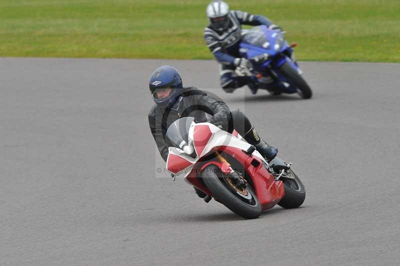 Motorcycle action photographs;anglesey circuit;anglesey trackday photographs;event digital images;eventdigitalimages;no limits trackday;oulton park circuit cheshire;peter wileman photography;trackday;trackday digital images;trackday photos;ty croes circuit wales