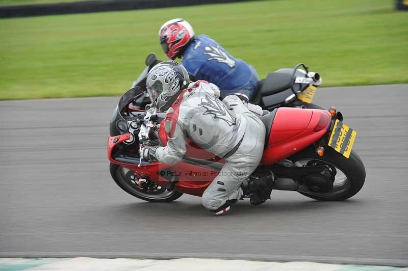 Motorcycle action photographs;anglesey circuit;anglesey trackday photographs;event digital images;eventdigitalimages;no limits trackday;oulton park circuit cheshire;peter wileman photography;trackday;trackday digital images;trackday photos;ty croes circuit wales