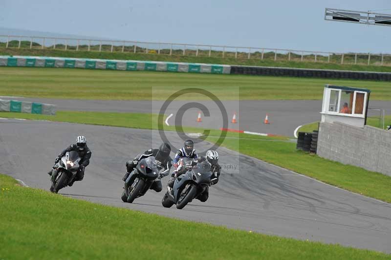 Motorcycle action photographs;anglesey circuit;anglesey trackday photographs;event digital images;eventdigitalimages;no limits trackday;oulton park circuit cheshire;peter wileman photography;trackday;trackday digital images;trackday photos;ty croes circuit wales