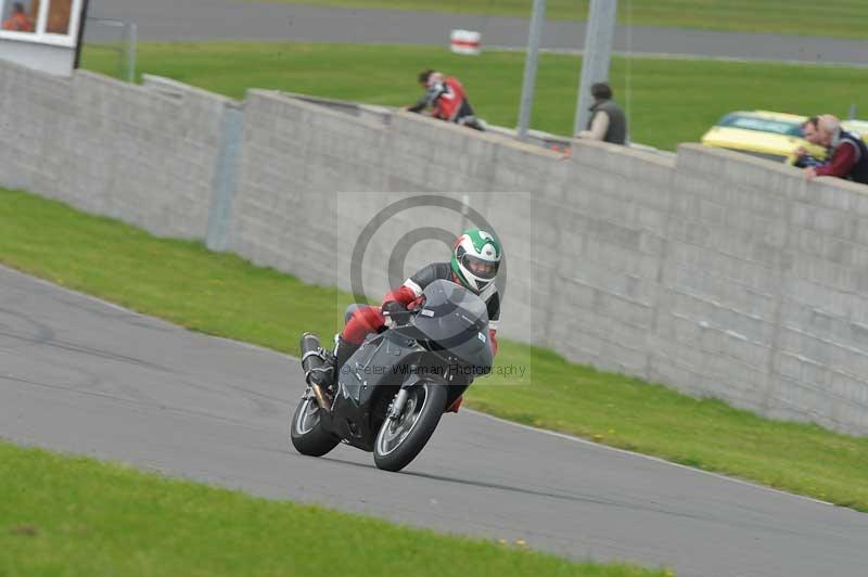 Motorcycle action photographs;anglesey circuit;anglesey trackday photographs;event digital images;eventdigitalimages;no limits trackday;oulton park circuit cheshire;peter wileman photography;trackday;trackday digital images;trackday photos;ty croes circuit wales