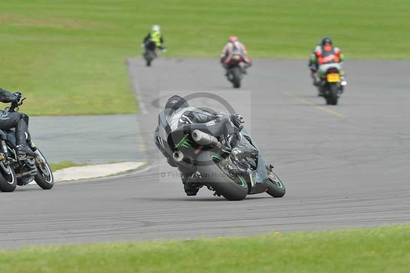 Motorcycle action photographs;anglesey circuit;anglesey trackday photographs;event digital images;eventdigitalimages;no limits trackday;oulton park circuit cheshire;peter wileman photography;trackday;trackday digital images;trackday photos;ty croes circuit wales