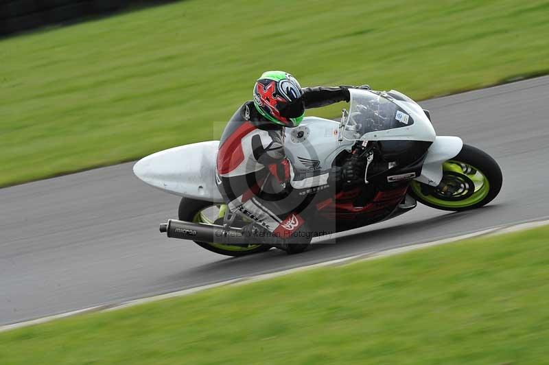 Motorcycle action photographs;anglesey circuit;anglesey trackday photographs;event digital images;eventdigitalimages;no limits trackday;oulton park circuit cheshire;peter wileman photography;trackday;trackday digital images;trackday photos;ty croes circuit wales