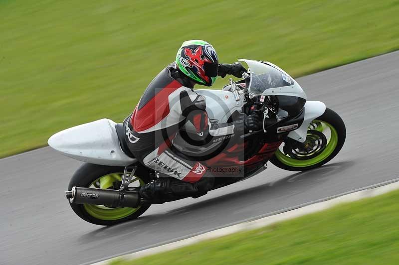 Motorcycle action photographs;anglesey circuit;anglesey trackday photographs;event digital images;eventdigitalimages;no limits trackday;oulton park circuit cheshire;peter wileman photography;trackday;trackday digital images;trackday photos;ty croes circuit wales