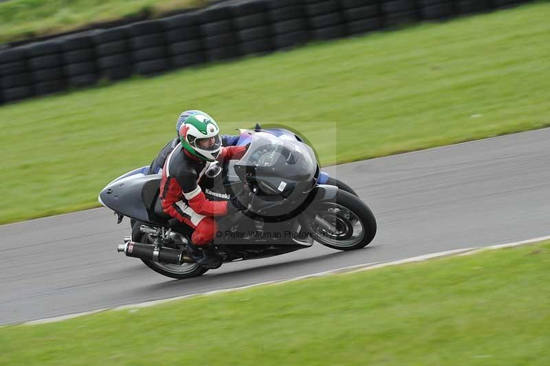 Motorcycle action photographs;anglesey circuit;anglesey trackday photographs;event digital images;eventdigitalimages;no limits trackday;oulton park circuit cheshire;peter wileman photography;trackday;trackday digital images;trackday photos;ty croes circuit wales