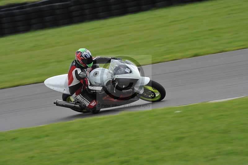 Motorcycle action photographs;anglesey circuit;anglesey trackday photographs;event digital images;eventdigitalimages;no limits trackday;oulton park circuit cheshire;peter wileman photography;trackday;trackday digital images;trackday photos;ty croes circuit wales