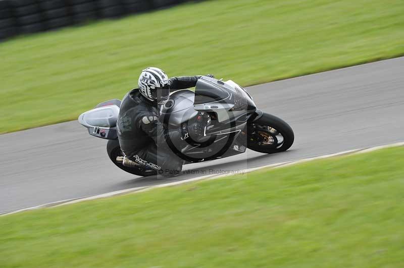 Motorcycle action photographs;anglesey circuit;anglesey trackday photographs;event digital images;eventdigitalimages;no limits trackday;oulton park circuit cheshire;peter wileman photography;trackday;trackday digital images;trackday photos;ty croes circuit wales