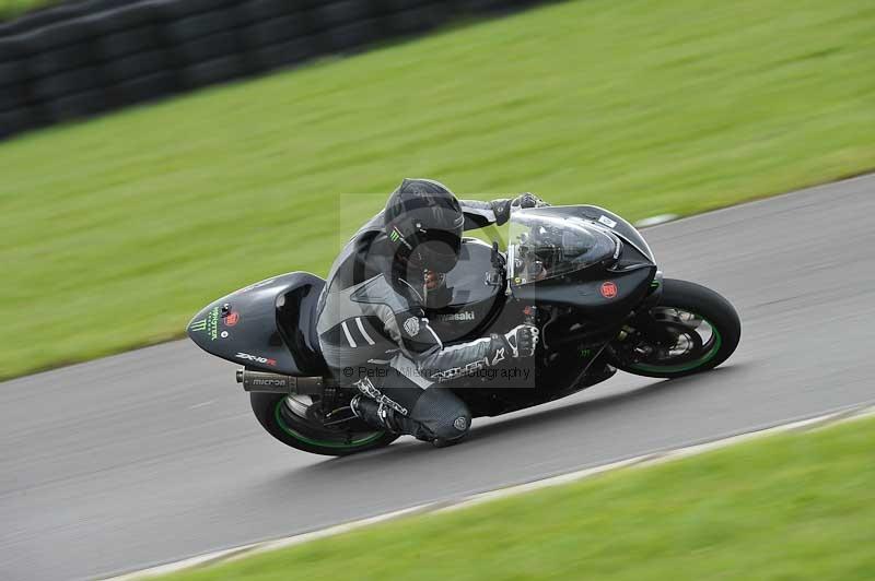 Motorcycle action photographs;anglesey circuit;anglesey trackday photographs;event digital images;eventdigitalimages;no limits trackday;oulton park circuit cheshire;peter wileman photography;trackday;trackday digital images;trackday photos;ty croes circuit wales