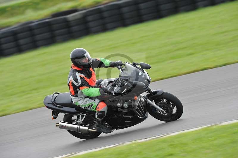 Motorcycle action photographs;anglesey circuit;anglesey trackday photographs;event digital images;eventdigitalimages;no limits trackday;oulton park circuit cheshire;peter wileman photography;trackday;trackday digital images;trackday photos;ty croes circuit wales