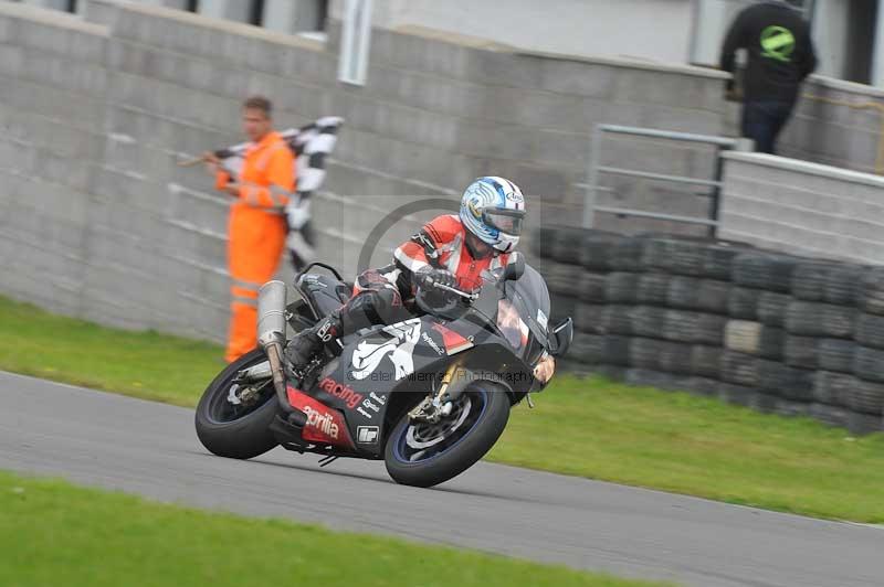 Motorcycle action photographs;anglesey circuit;anglesey trackday photographs;event digital images;eventdigitalimages;no limits trackday;oulton park circuit cheshire;peter wileman photography;trackday;trackday digital images;trackday photos;ty croes circuit wales