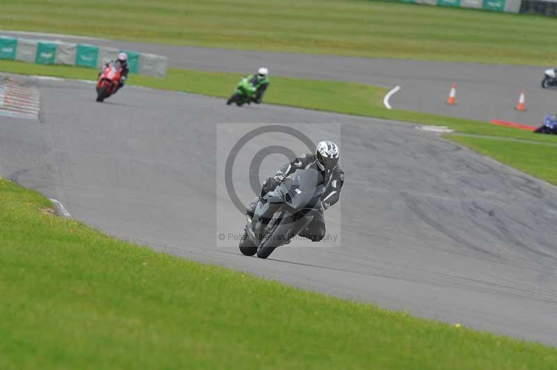 Motorcycle action photographs;anglesey circuit;anglesey trackday photographs;event digital images;eventdigitalimages;no limits trackday;oulton park circuit cheshire;peter wileman photography;trackday;trackday digital images;trackday photos;ty croes circuit wales