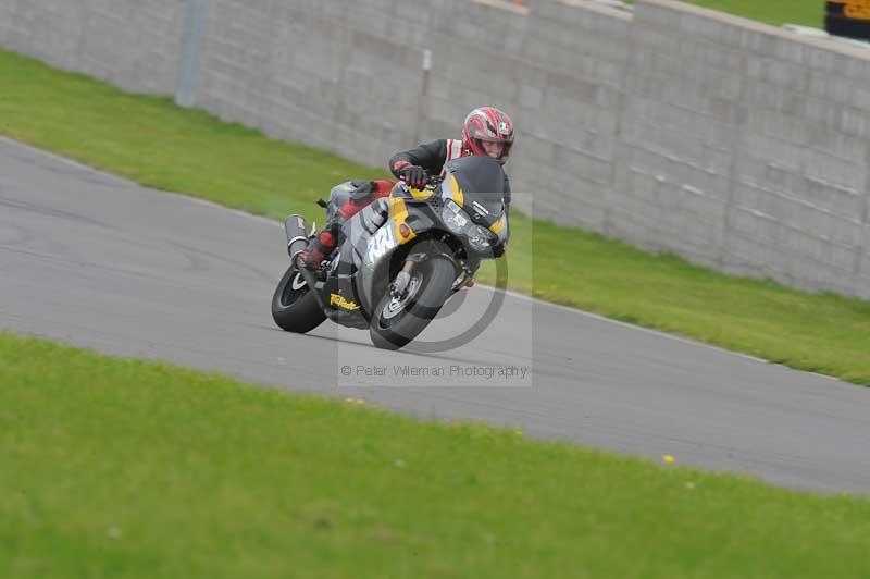 Motorcycle action photographs;anglesey circuit;anglesey trackday photographs;event digital images;eventdigitalimages;no limits trackday;oulton park circuit cheshire;peter wileman photography;trackday;trackday digital images;trackday photos;ty croes circuit wales