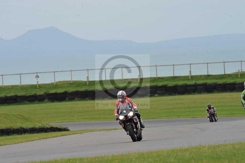 Motorcycle action photographs;anglesey circuit;anglesey trackday photographs;event digital images;eventdigitalimages;no limits trackday;oulton park circuit cheshire;peter wileman photography;trackday;trackday digital images;trackday photos;ty croes circuit wales