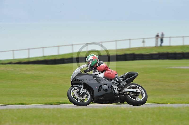 Motorcycle action photographs;anglesey circuit;anglesey trackday photographs;event digital images;eventdigitalimages;no limits trackday;oulton park circuit cheshire;peter wileman photography;trackday;trackday digital images;trackday photos;ty croes circuit wales