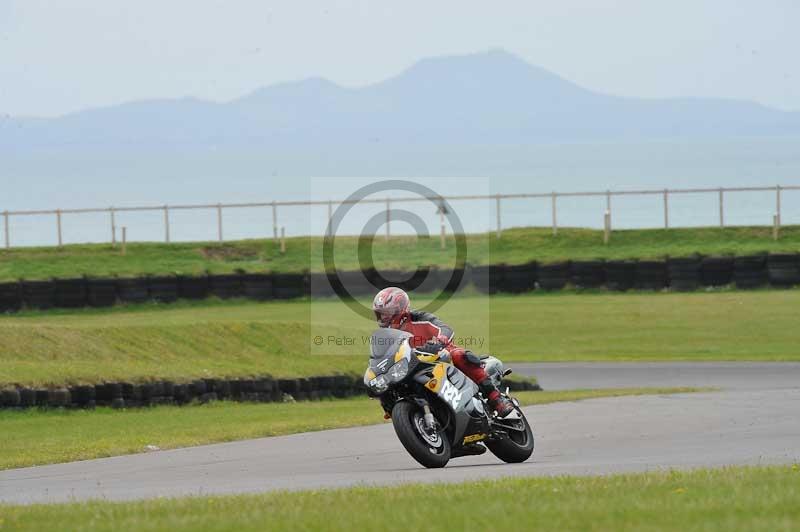 Motorcycle action photographs;anglesey circuit;anglesey trackday photographs;event digital images;eventdigitalimages;no limits trackday;oulton park circuit cheshire;peter wileman photography;trackday;trackday digital images;trackday photos;ty croes circuit wales