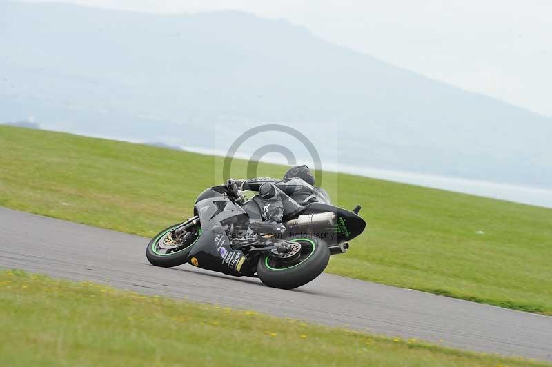 Motorcycle action photographs;anglesey circuit;anglesey trackday photographs;event digital images;eventdigitalimages;no limits trackday;oulton park circuit cheshire;peter wileman photography;trackday;trackday digital images;trackday photos;ty croes circuit wales