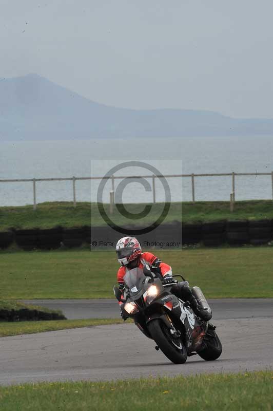 Motorcycle action photographs;anglesey circuit;anglesey trackday photographs;event digital images;eventdigitalimages;no limits trackday;oulton park circuit cheshire;peter wileman photography;trackday;trackday digital images;trackday photos;ty croes circuit wales