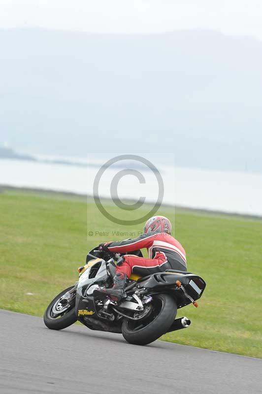 Motorcycle action photographs;anglesey circuit;anglesey trackday photographs;event digital images;eventdigitalimages;no limits trackday;oulton park circuit cheshire;peter wileman photography;trackday;trackday digital images;trackday photos;ty croes circuit wales