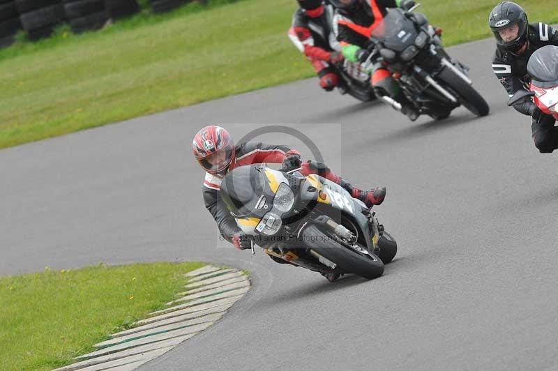 Motorcycle action photographs;anglesey circuit;anglesey trackday photographs;event digital images;eventdigitalimages;no limits trackday;oulton park circuit cheshire;peter wileman photography;trackday;trackday digital images;trackday photos;ty croes circuit wales