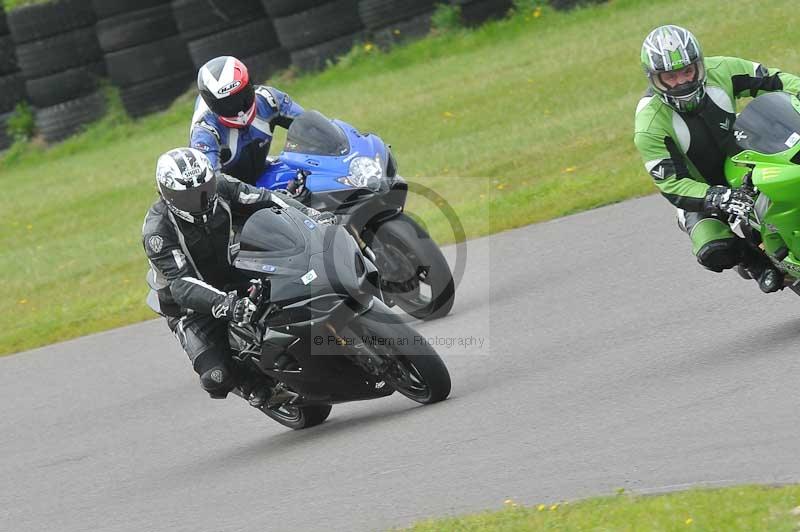 Motorcycle action photographs;anglesey circuit;anglesey trackday photographs;event digital images;eventdigitalimages;no limits trackday;oulton park circuit cheshire;peter wileman photography;trackday;trackday digital images;trackday photos;ty croes circuit wales