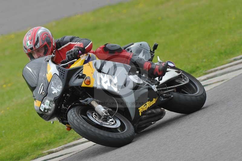 Motorcycle action photographs;anglesey circuit;anglesey trackday photographs;event digital images;eventdigitalimages;no limits trackday;oulton park circuit cheshire;peter wileman photography;trackday;trackday digital images;trackday photos;ty croes circuit wales