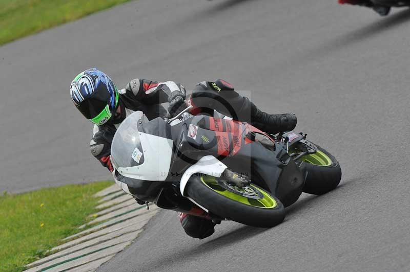 Motorcycle action photographs;anglesey circuit;anglesey trackday photographs;event digital images;eventdigitalimages;no limits trackday;oulton park circuit cheshire;peter wileman photography;trackday;trackday digital images;trackday photos;ty croes circuit wales