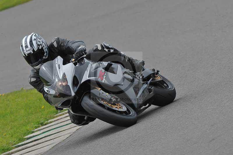 Motorcycle action photographs;anglesey circuit;anglesey trackday photographs;event digital images;eventdigitalimages;no limits trackday;oulton park circuit cheshire;peter wileman photography;trackday;trackday digital images;trackday photos;ty croes circuit wales