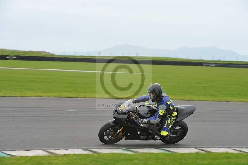 Motorcycle action photographs;anglesey circuit;anglesey trackday photographs;event digital images;eventdigitalimages;no limits trackday;oulton park circuit cheshire;peter wileman photography;trackday;trackday digital images;trackday photos;ty croes circuit wales