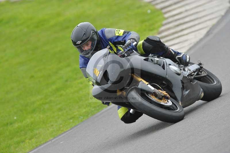 Motorcycle action photographs;anglesey circuit;anglesey trackday photographs;event digital images;eventdigitalimages;no limits trackday;oulton park circuit cheshire;peter wileman photography;trackday;trackday digital images;trackday photos;ty croes circuit wales