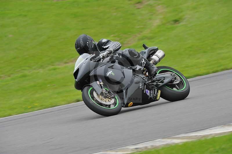 Motorcycle action photographs;anglesey circuit;anglesey trackday photographs;event digital images;eventdigitalimages;no limits trackday;oulton park circuit cheshire;peter wileman photography;trackday;trackday digital images;trackday photos;ty croes circuit wales