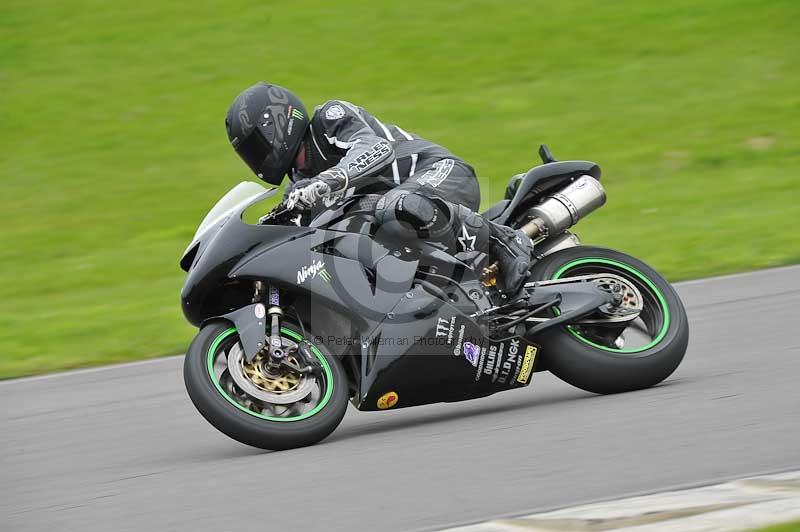 Motorcycle action photographs;anglesey circuit;anglesey trackday photographs;event digital images;eventdigitalimages;no limits trackday;oulton park circuit cheshire;peter wileman photography;trackday;trackday digital images;trackday photos;ty croes circuit wales