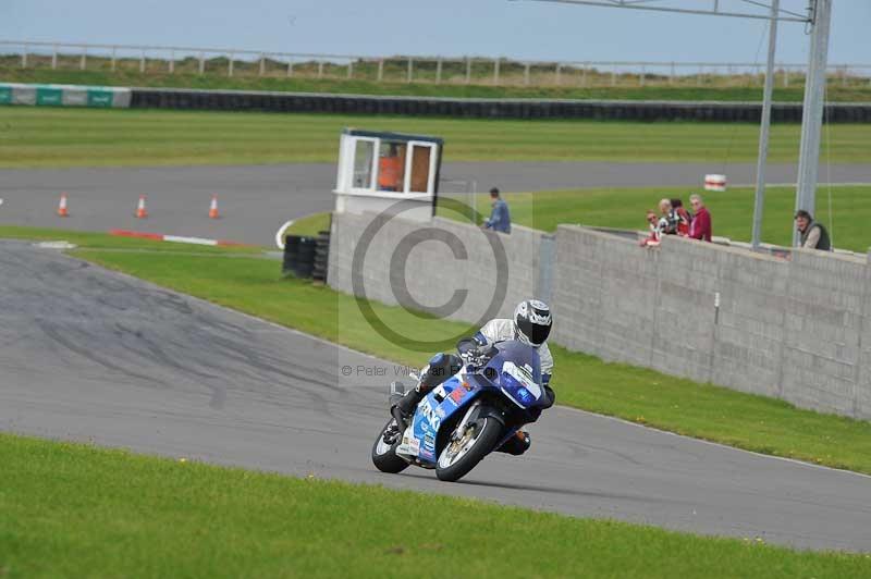 Motorcycle action photographs;anglesey circuit;anglesey trackday photographs;event digital images;eventdigitalimages;no limits trackday;oulton park circuit cheshire;peter wileman photography;trackday;trackday digital images;trackday photos;ty croes circuit wales