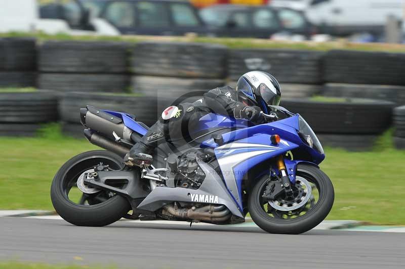 Motorcycle action photographs;anglesey circuit;anglesey trackday photographs;event digital images;eventdigitalimages;no limits trackday;oulton park circuit cheshire;peter wileman photography;trackday;trackday digital images;trackday photos;ty croes circuit wales