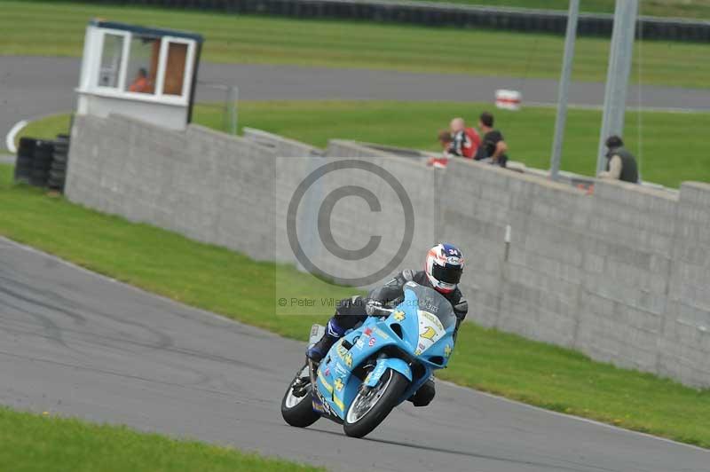 Motorcycle action photographs;anglesey circuit;anglesey trackday photographs;event digital images;eventdigitalimages;no limits trackday;oulton park circuit cheshire;peter wileman photography;trackday;trackday digital images;trackday photos;ty croes circuit wales