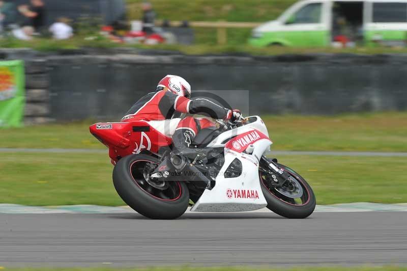 Motorcycle action photographs;anglesey circuit;anglesey trackday photographs;event digital images;eventdigitalimages;no limits trackday;oulton park circuit cheshire;peter wileman photography;trackday;trackday digital images;trackday photos;ty croes circuit wales