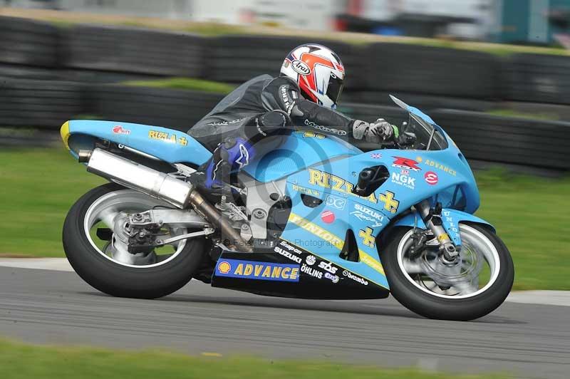 Motorcycle action photographs;anglesey circuit;anglesey trackday photographs;event digital images;eventdigitalimages;no limits trackday;oulton park circuit cheshire;peter wileman photography;trackday;trackday digital images;trackday photos;ty croes circuit wales