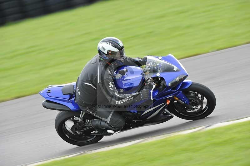 Motorcycle action photographs;anglesey circuit;anglesey trackday photographs;event digital images;eventdigitalimages;no limits trackday;oulton park circuit cheshire;peter wileman photography;trackday;trackday digital images;trackday photos;ty croes circuit wales