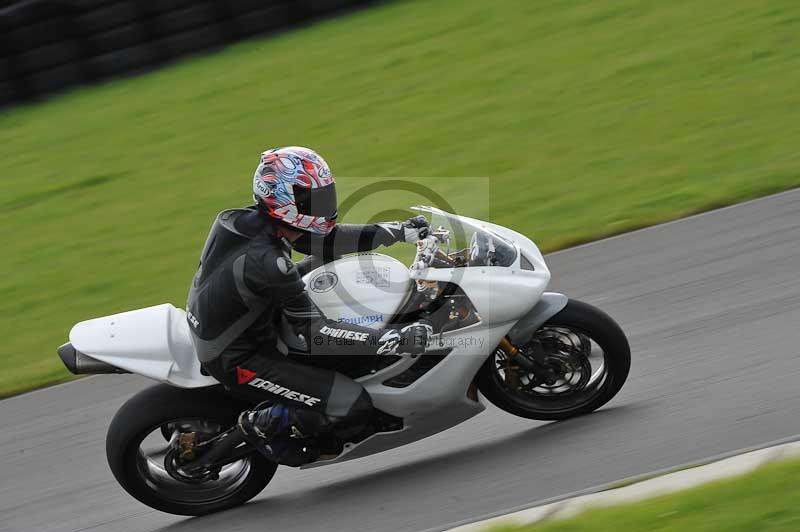 Motorcycle action photographs;anglesey circuit;anglesey trackday photographs;event digital images;eventdigitalimages;no limits trackday;oulton park circuit cheshire;peter wileman photography;trackday;trackday digital images;trackday photos;ty croes circuit wales