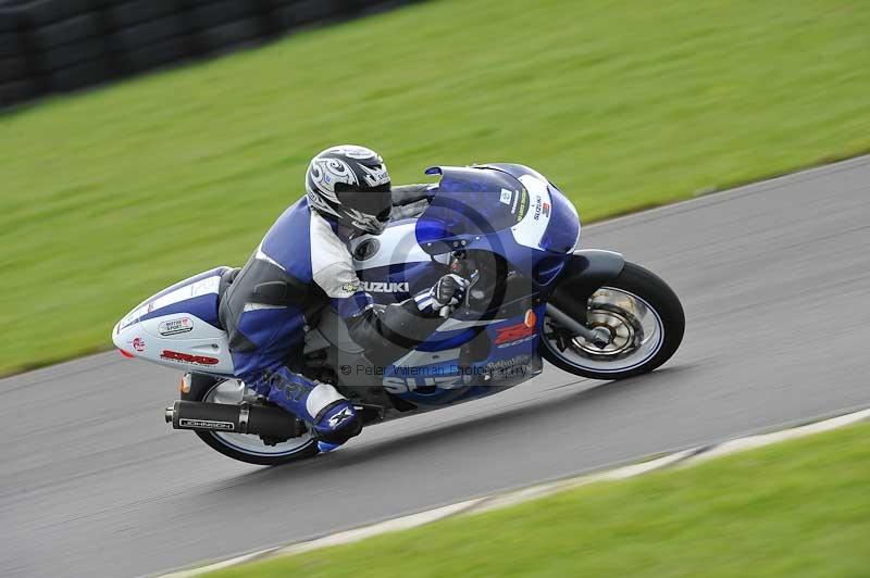 Motorcycle action photographs;anglesey circuit;anglesey trackday photographs;event digital images;eventdigitalimages;no limits trackday;oulton park circuit cheshire;peter wileman photography;trackday;trackday digital images;trackday photos;ty croes circuit wales