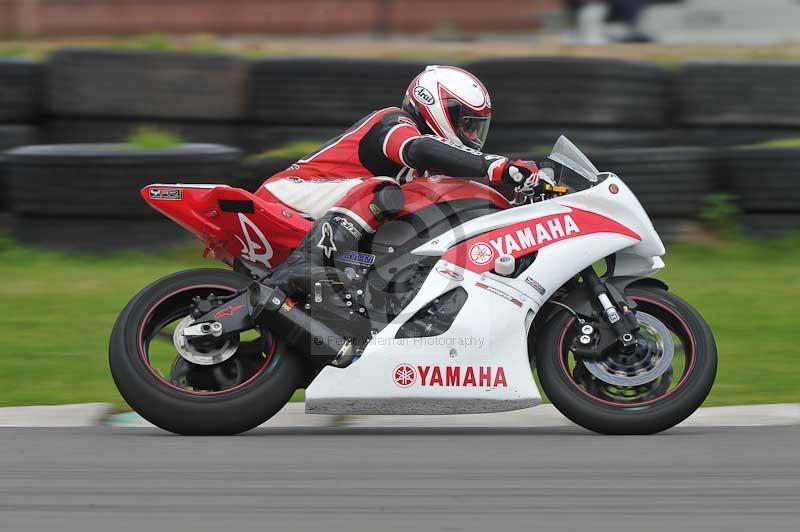 Motorcycle action photographs;anglesey circuit;anglesey trackday photographs;event digital images;eventdigitalimages;no limits trackday;oulton park circuit cheshire;peter wileman photography;trackday;trackday digital images;trackday photos;ty croes circuit wales