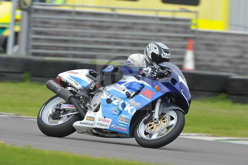 Motorcycle action photographs;anglesey circuit;anglesey trackday photographs;event digital images;eventdigitalimages;no limits trackday;oulton park circuit cheshire;peter wileman photography;trackday;trackday digital images;trackday photos;ty croes circuit wales