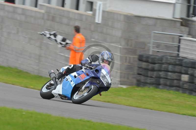 Motorcycle action photographs;anglesey circuit;anglesey trackday photographs;event digital images;eventdigitalimages;no limits trackday;oulton park circuit cheshire;peter wileman photography;trackday;trackday digital images;trackday photos;ty croes circuit wales