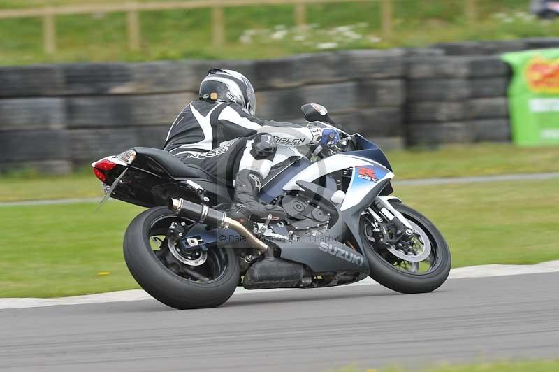 Motorcycle action photographs;anglesey circuit;anglesey trackday photographs;event digital images;eventdigitalimages;no limits trackday;oulton park circuit cheshire;peter wileman photography;trackday;trackday digital images;trackday photos;ty croes circuit wales